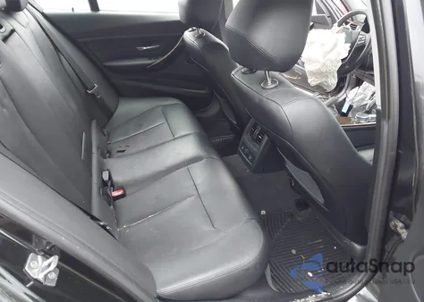 2015 BMW 328I xDrive z USA, uszkodzony, nr VIN WBA3B5C5XFF961428